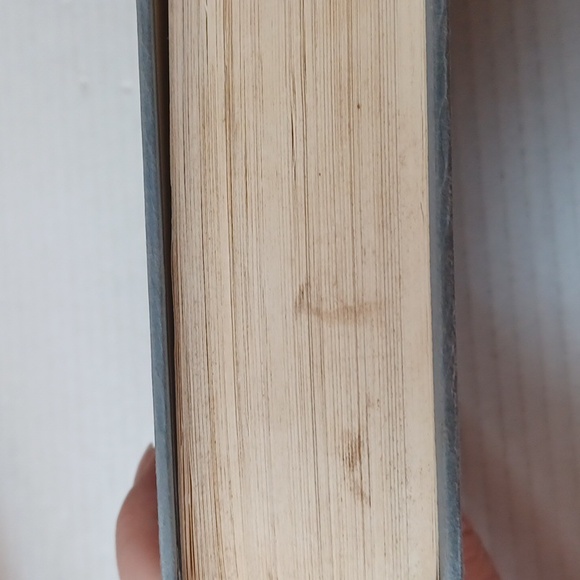 4/$30 "Hearts in Atlantis" by Stephen King - Hardcover Book - Picture 12 of 13